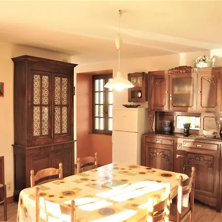 Dom wakacyjny House Near Villefranche-Du-Perigord, Cleaning Included