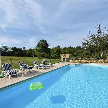 House Near Villefranche-Du-Perigord, Cleaning Included Loubejac